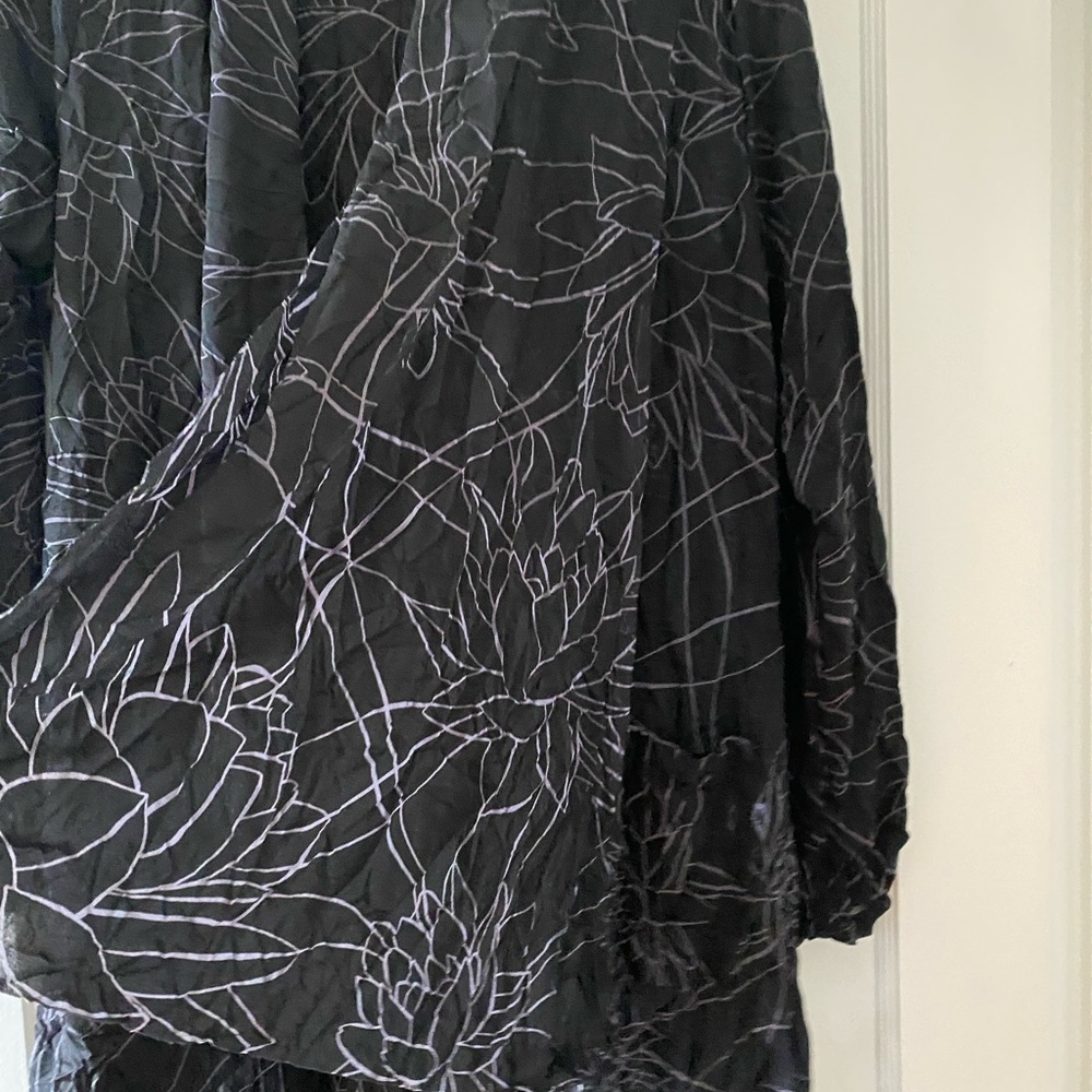 Lightweight Jacket By Chalet Size Medium - image 7